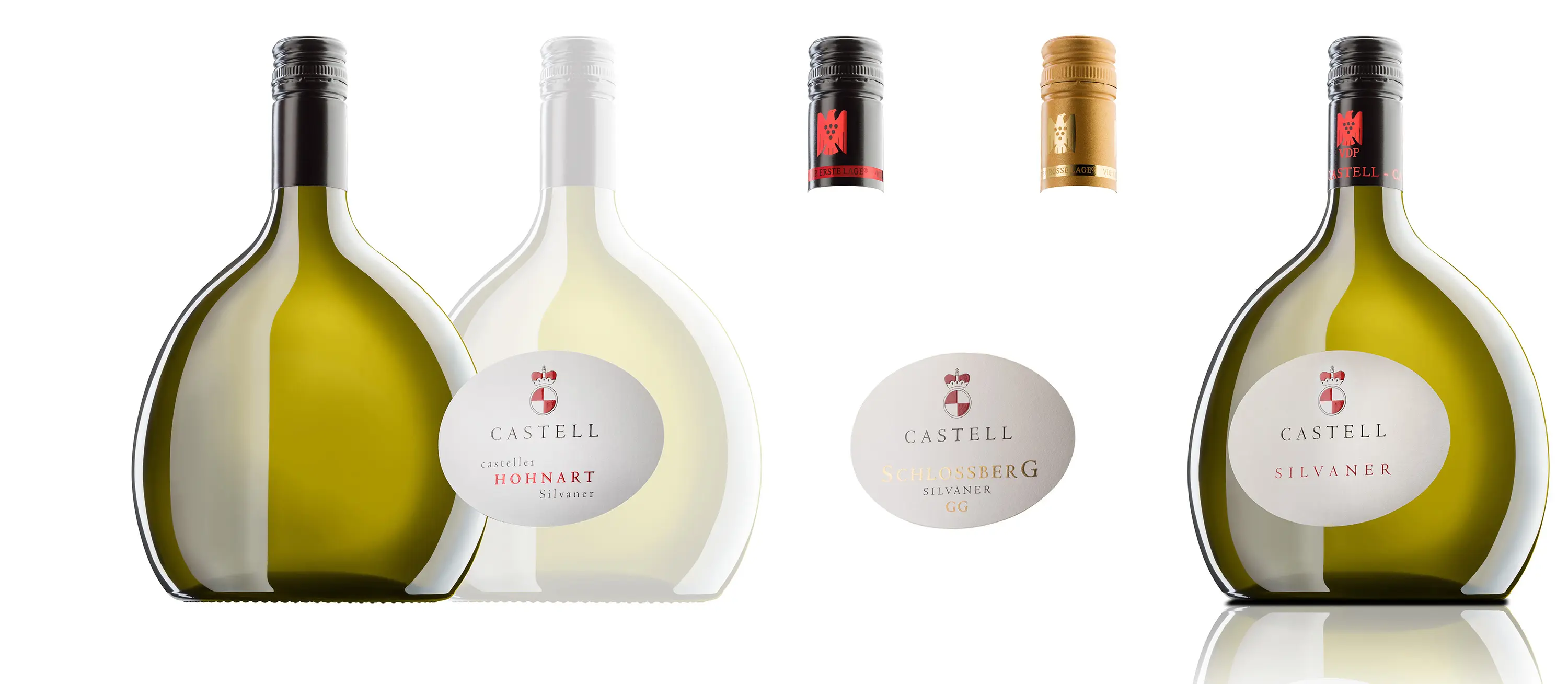 Fränkische Bocksbeutel mit Silvaner von Castell, freigestellt